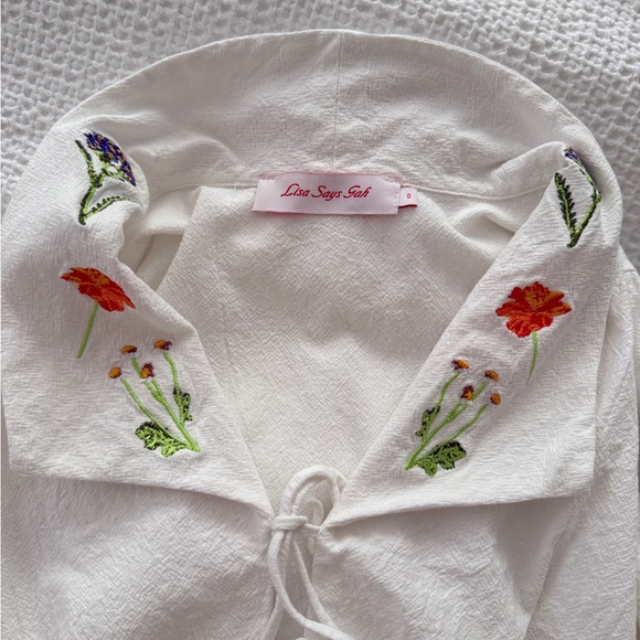 Lisa Says Gah White Mini Dress with Floral Embroidery - Picture 6 of 6